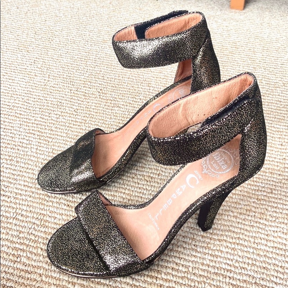 jeffrey campbell hough heel